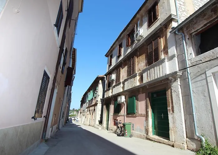 Διαμέρισμα Ive Ρόβινι